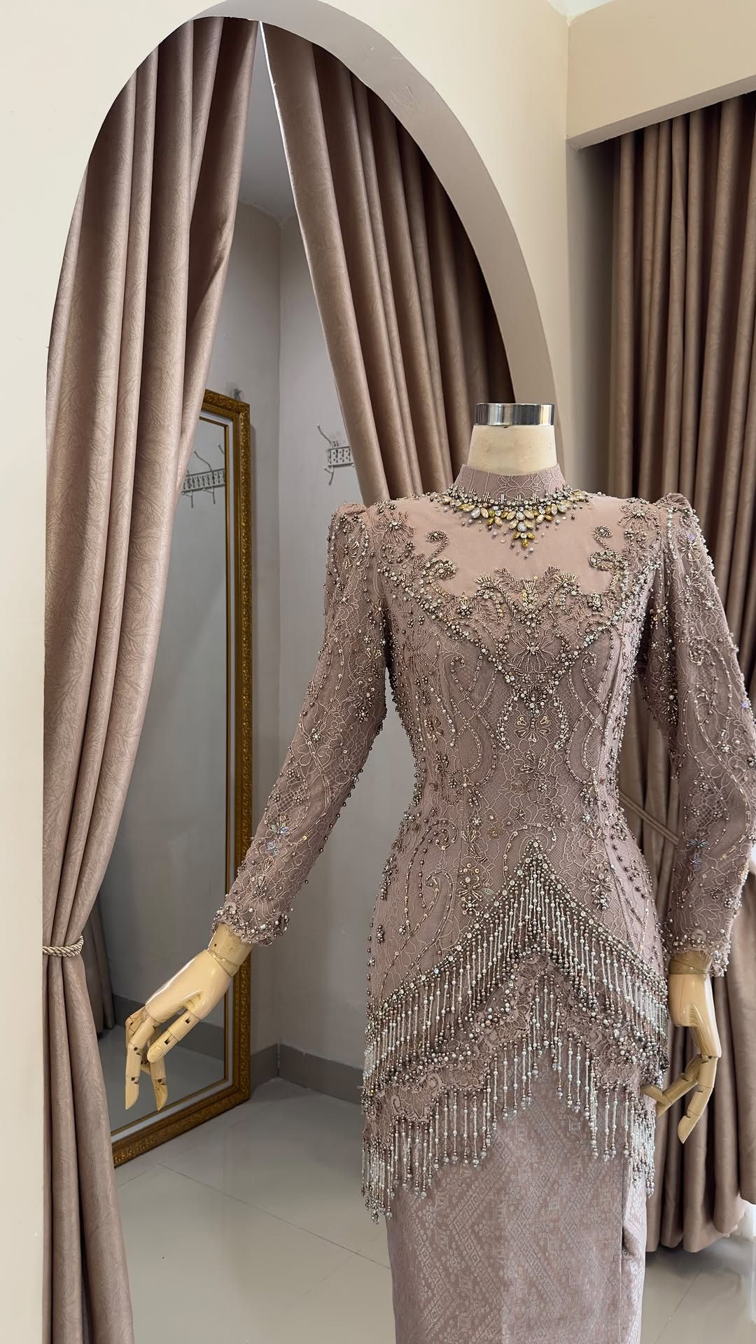 Kebaya Modern